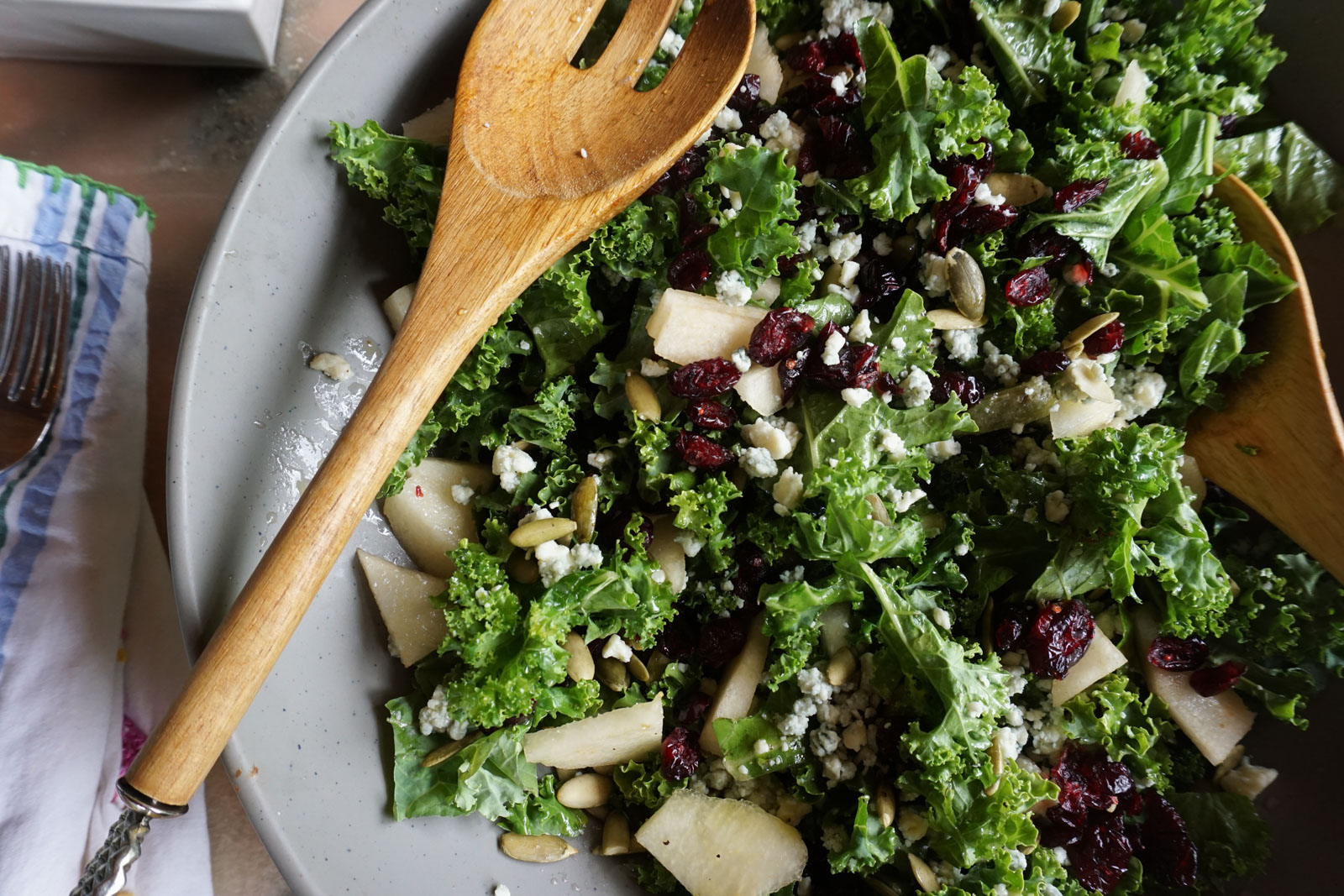Kale, Pear, Gorgonzola Salad:  Fall is in the Air.