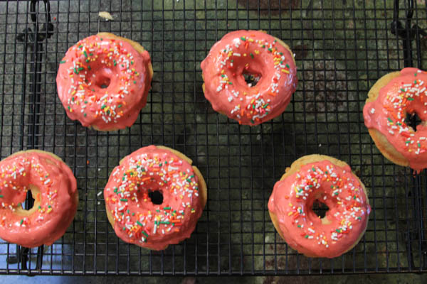 Valentine's donuts, at thegrommom.com